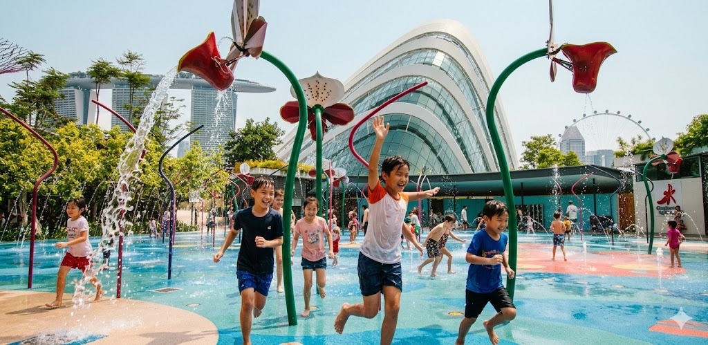 Active Play at Gardens by the Bay — PSLE oral stimulus picture